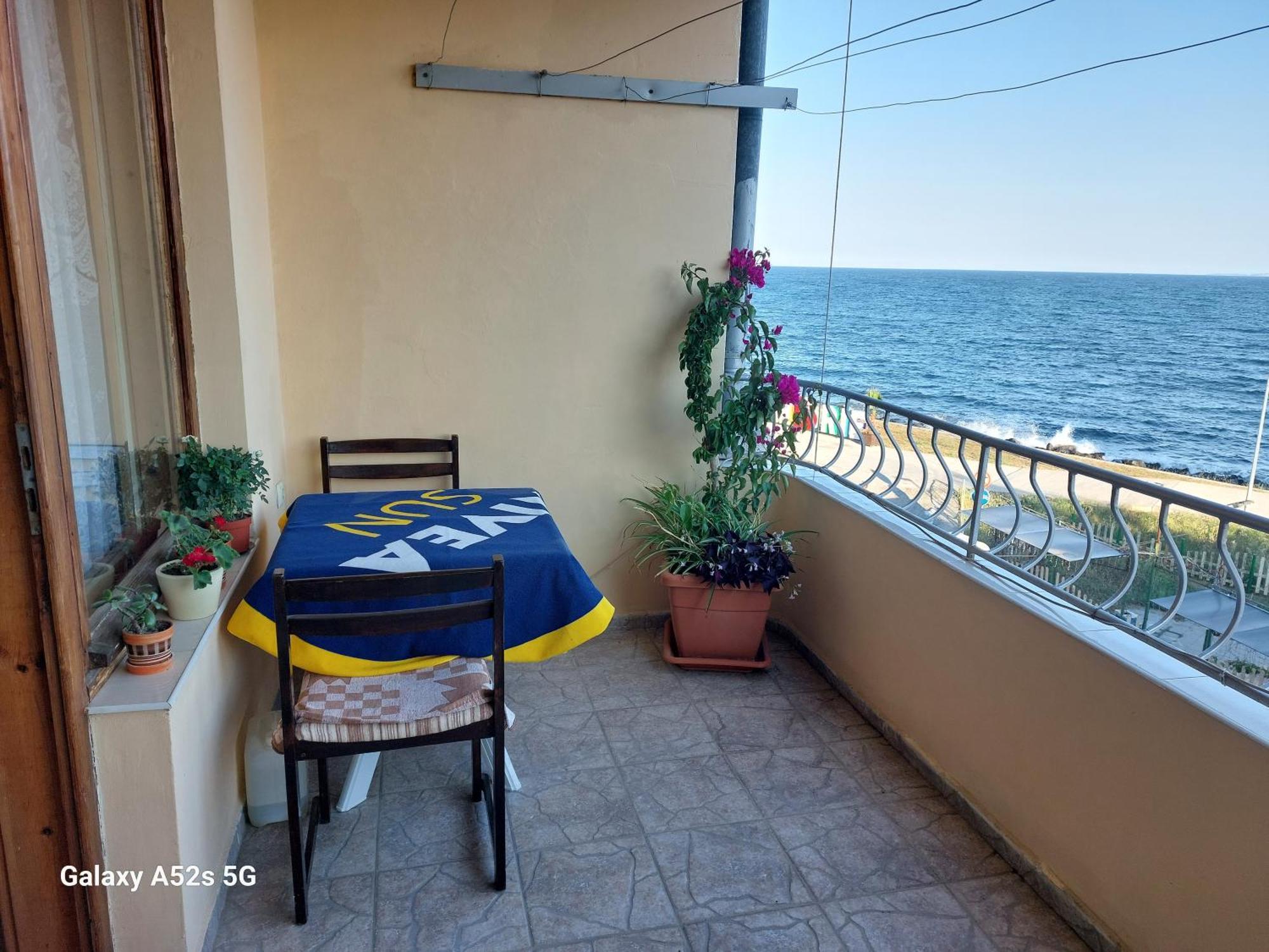 Homestay Kostadinov Поморие Экстерьер фото